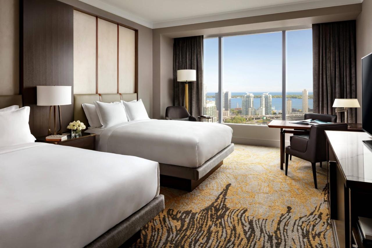 The Ritz-Carlton, Toronto Hotel Buitenkant foto